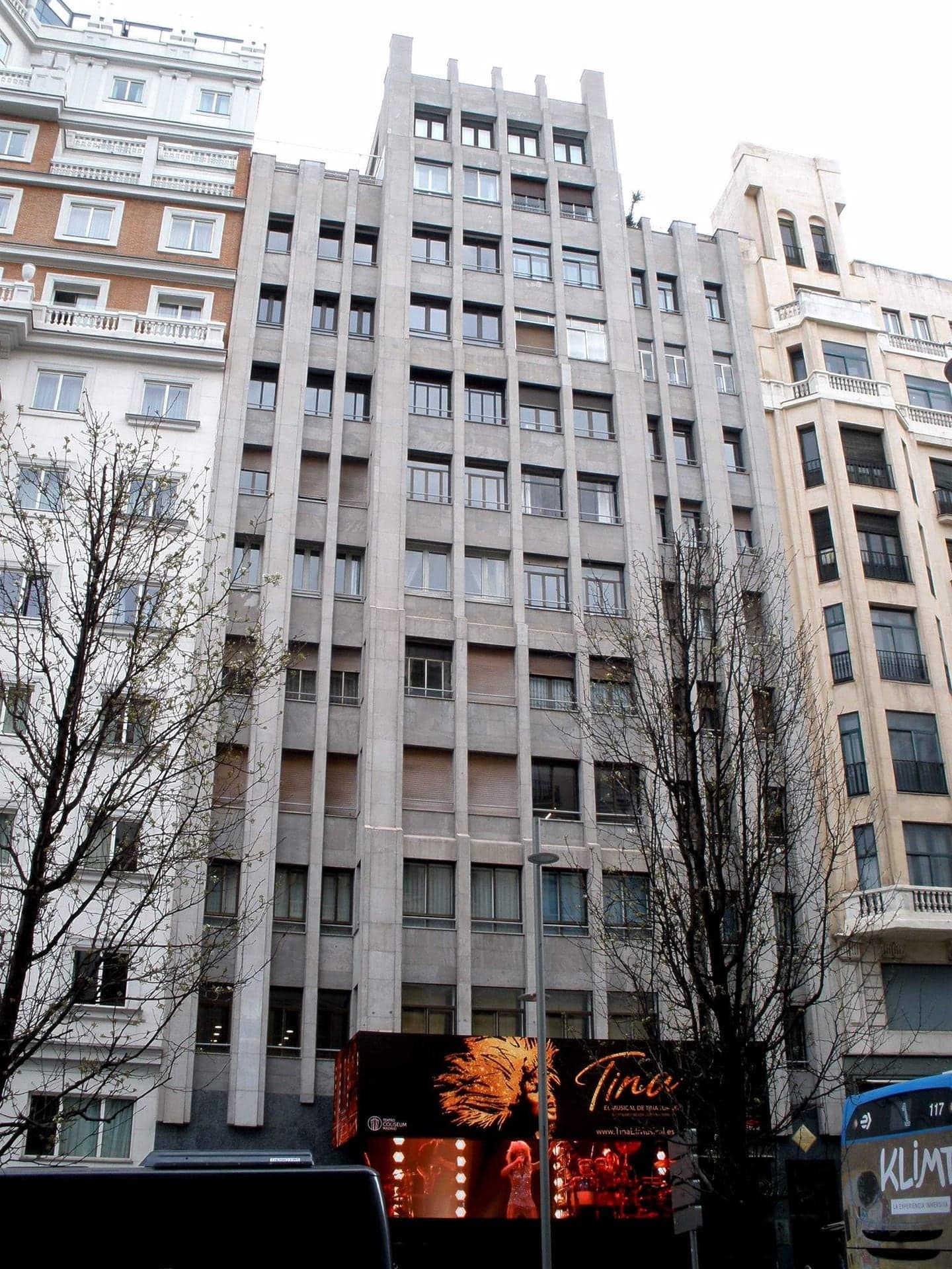 Edificio Coliseum: New York on the Gran Vía