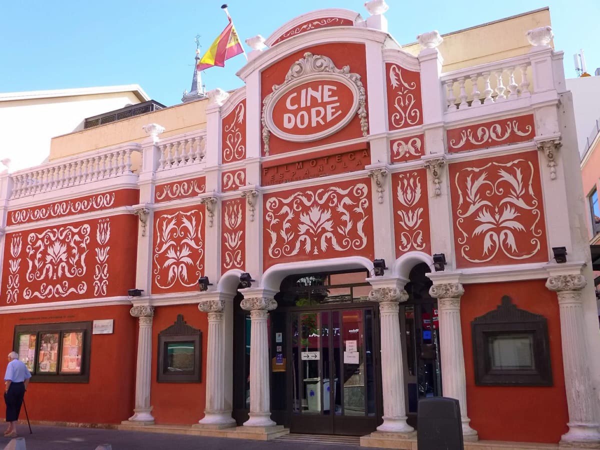Cine Doré: The Cinema That Became a National Film Archive