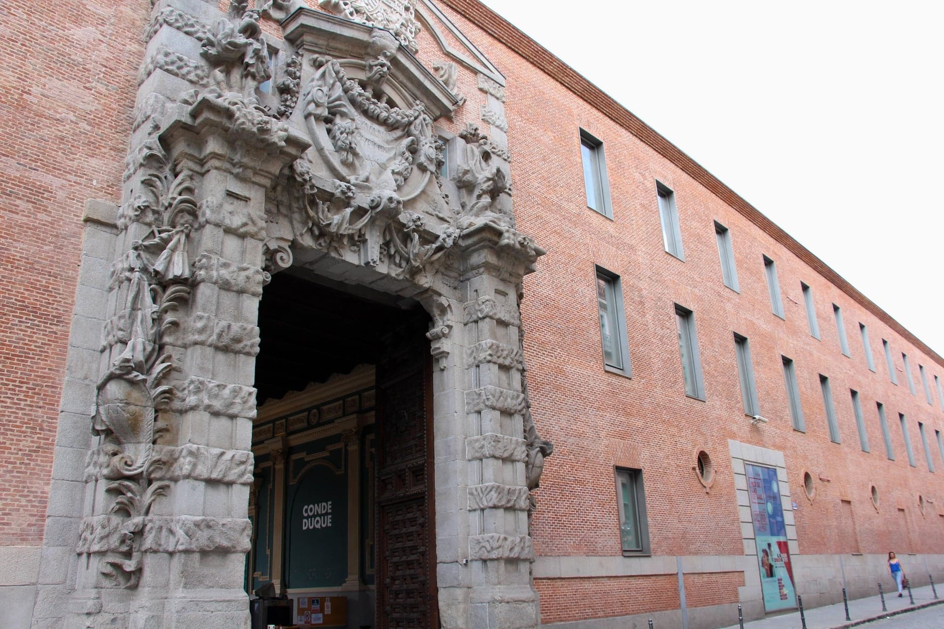 Conde Duque: The Barracks Doorway