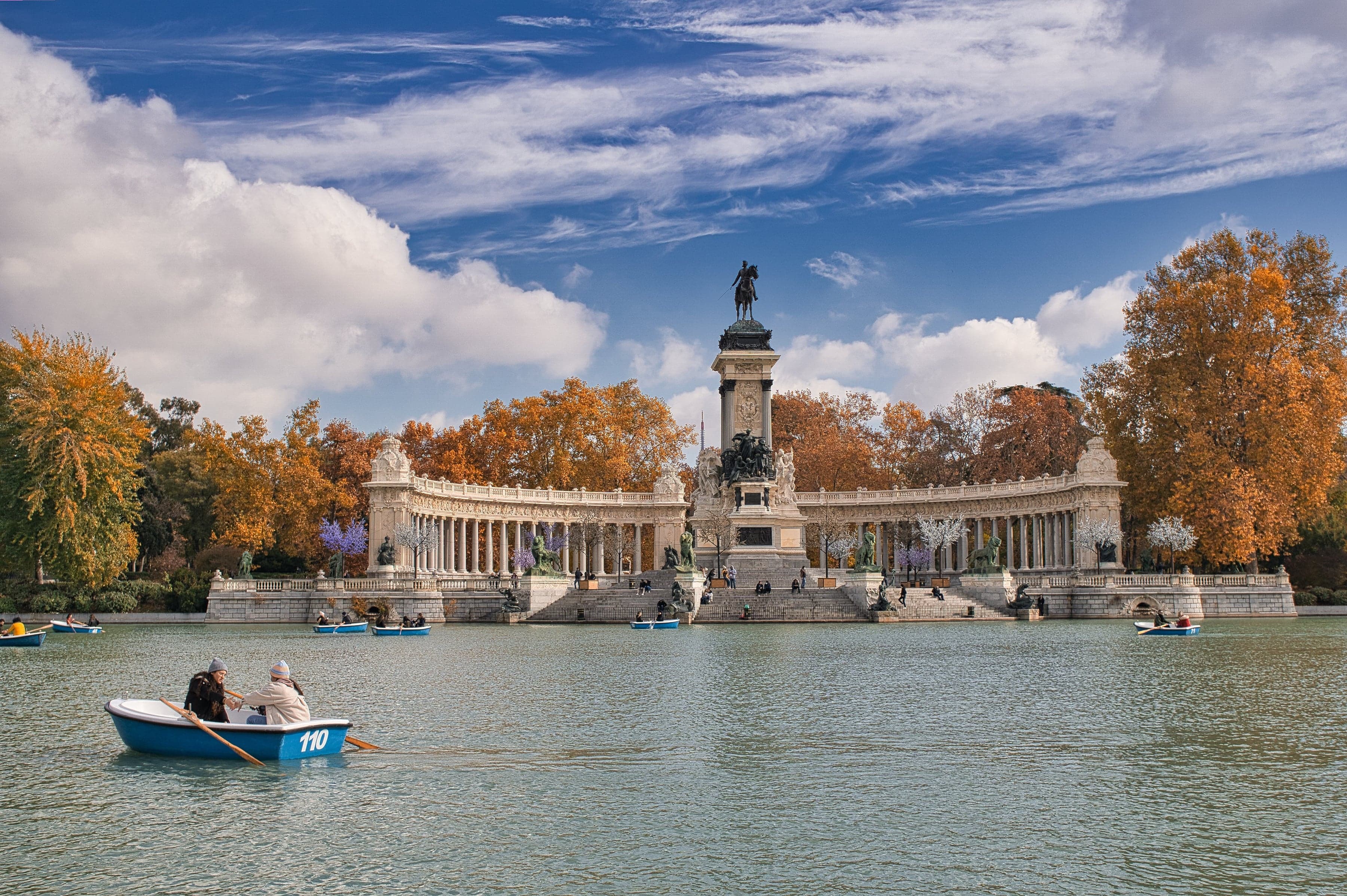 Retiro Park: The King's Garden Given to Madrid