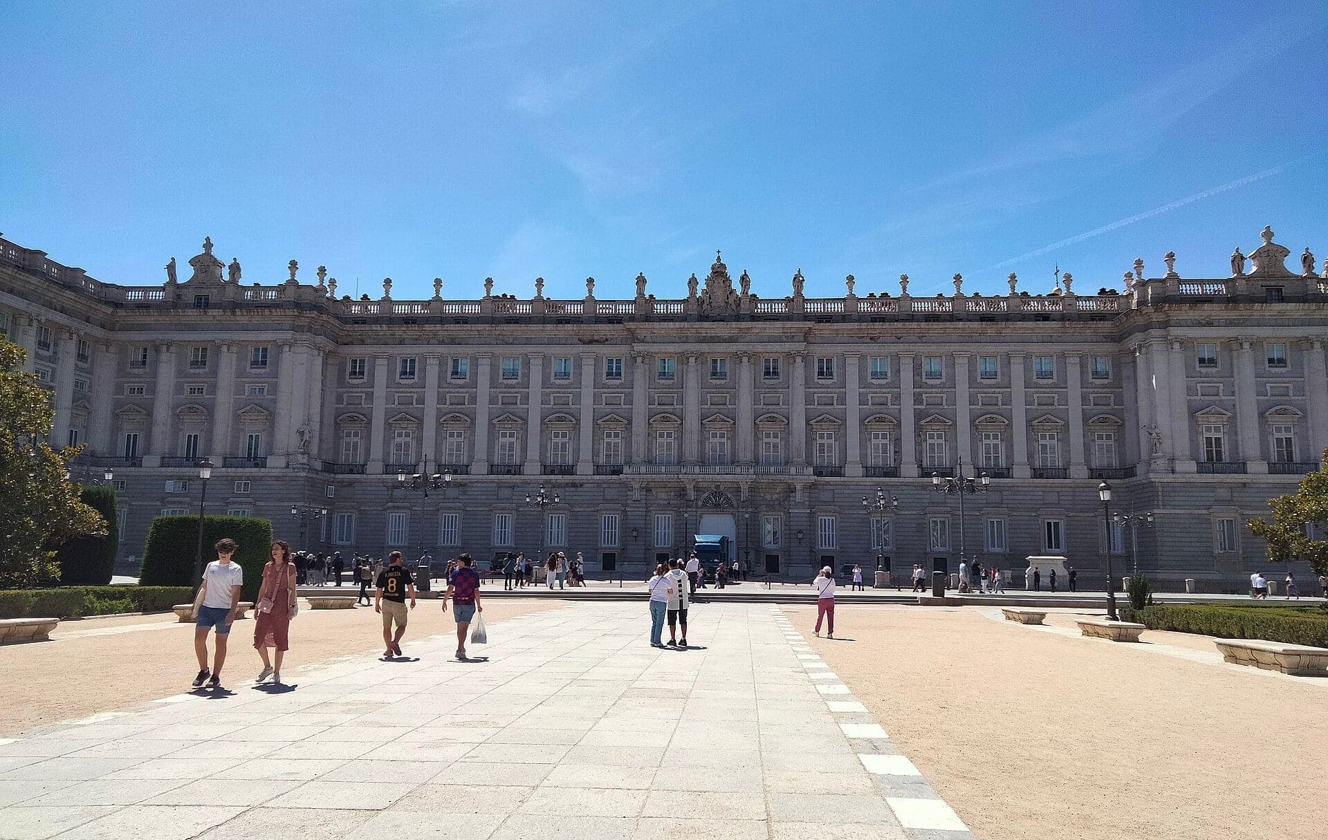 Royal Palace East Front: The Kings off the Roof