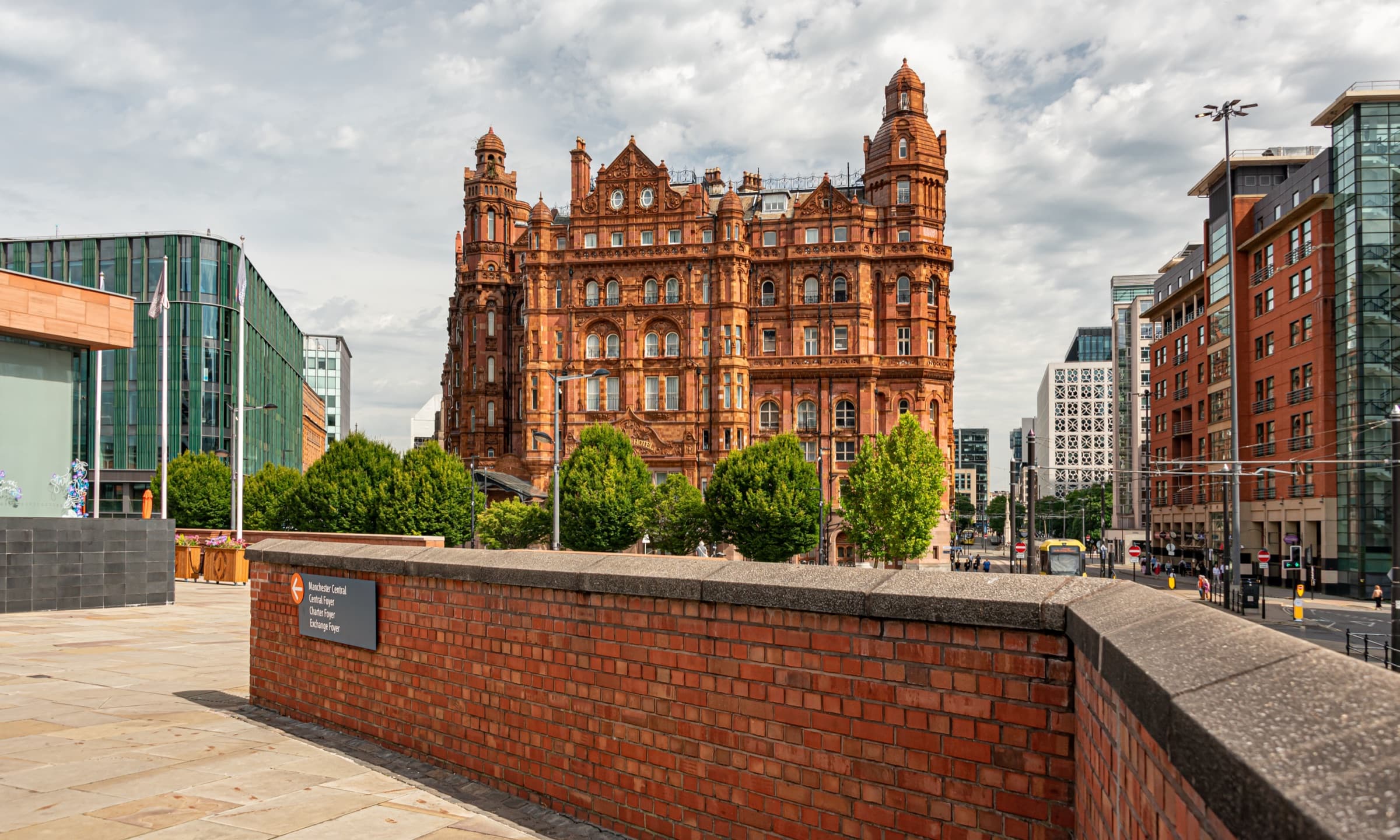 Midland Hotel: Edwardian Manchester at the Industrial-Elite Peak