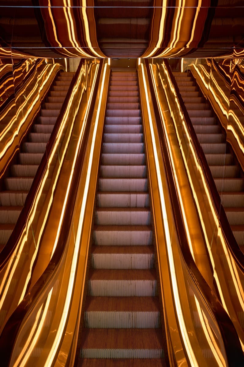 Escalator Entrance — Lower Station