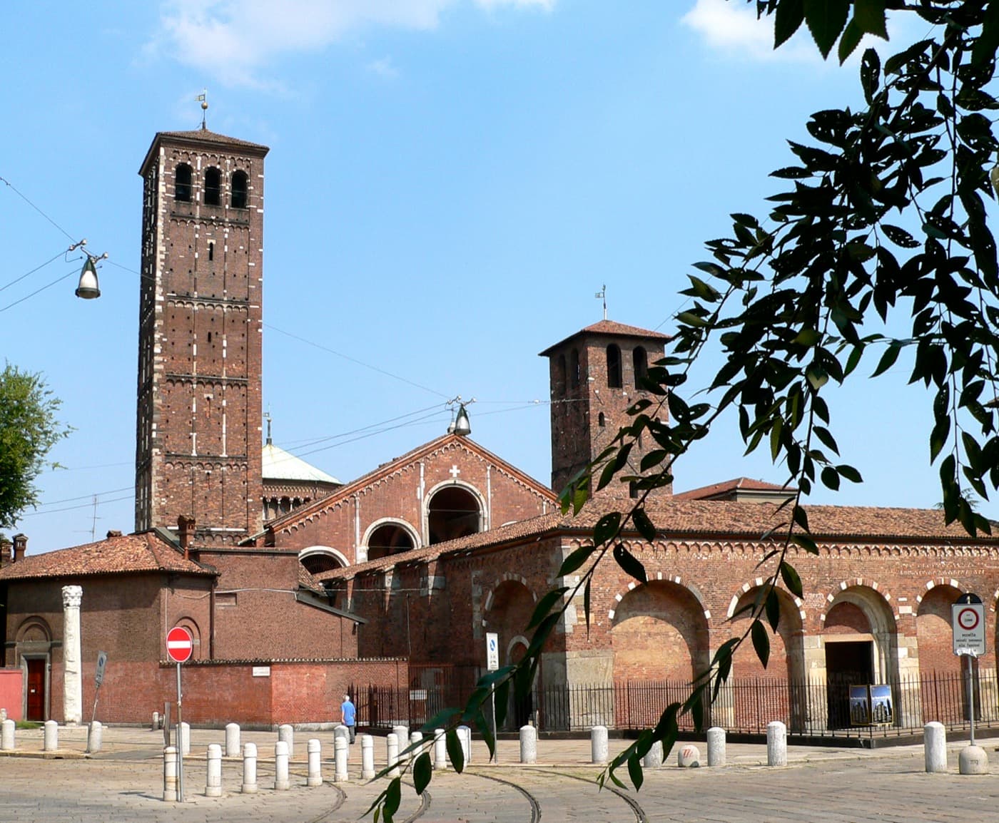 Basilica di Sant'Ambrogio: Milan's Ancient Heart