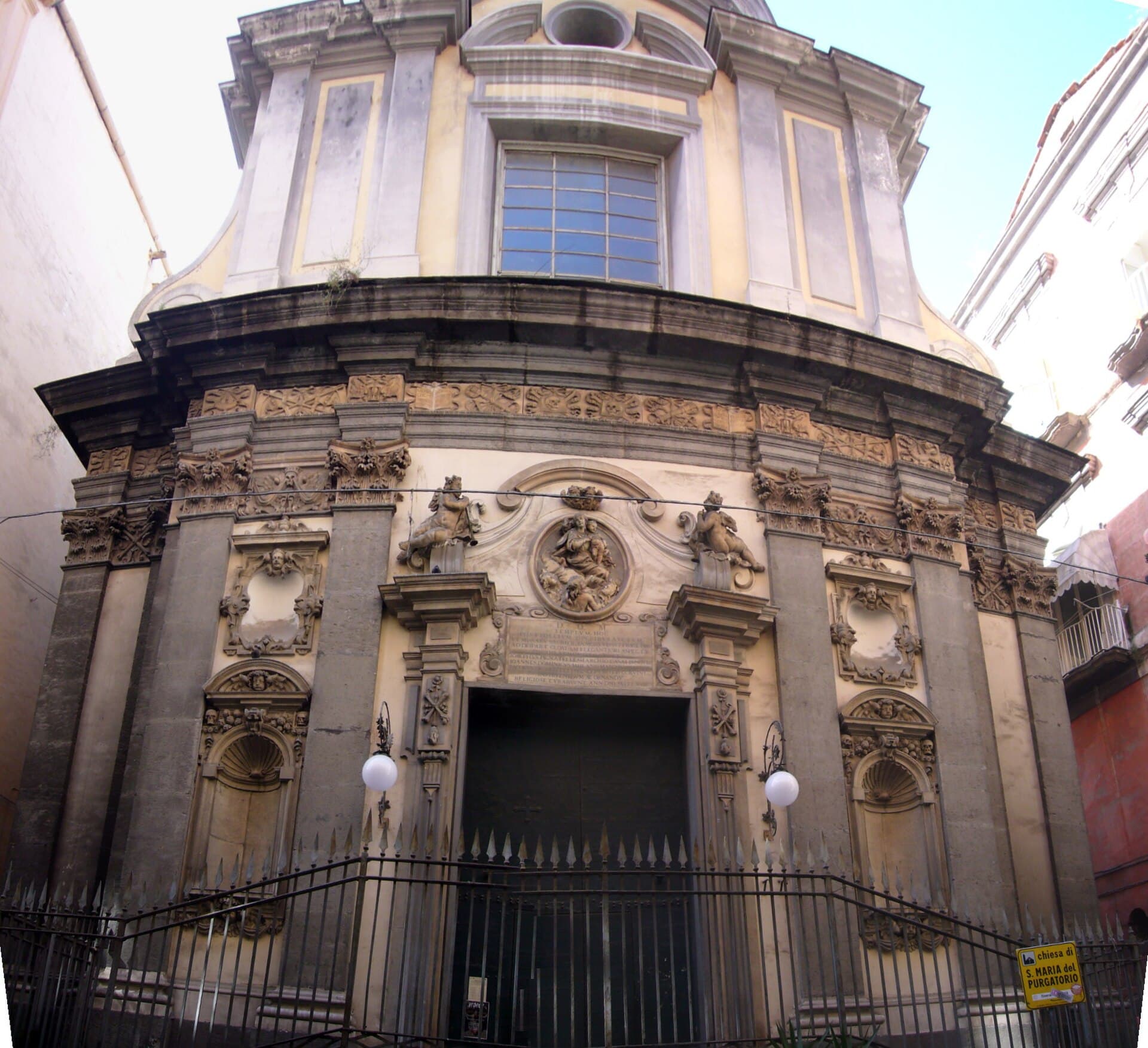 Purgatorio ad Arco: The Skulls of the Souls