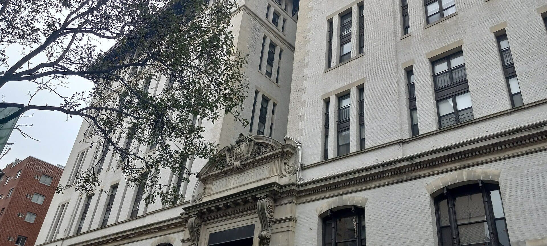Bleecker Street: A Hotel Where Every Room Had a Window