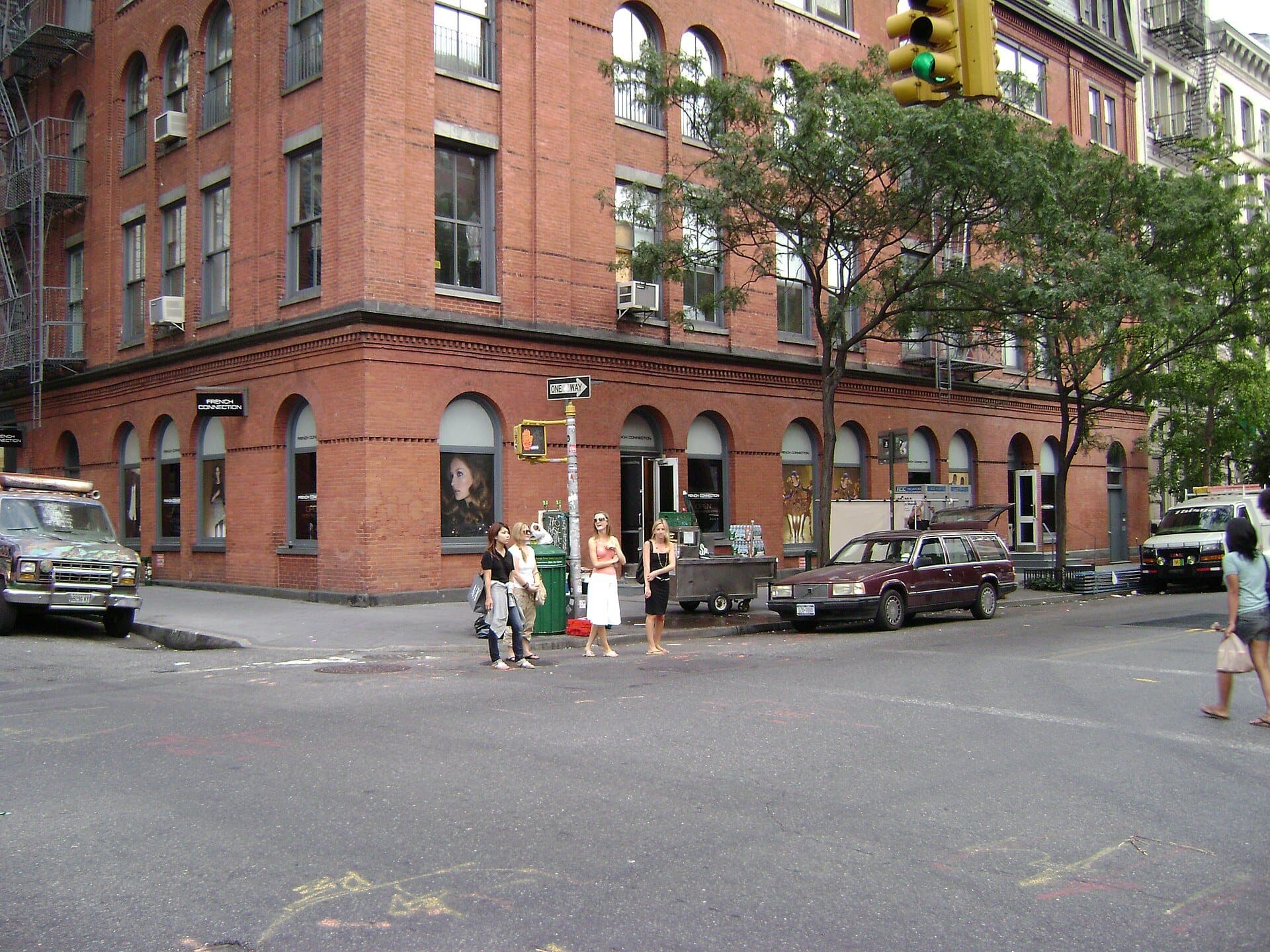 Prince Street: Into Cast-Iron SoHo