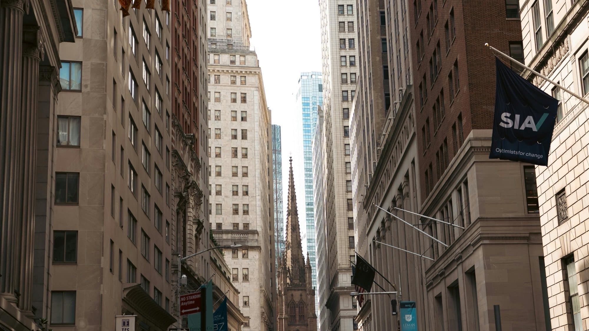 Trinity Church: The Church at the Head of Wall Street