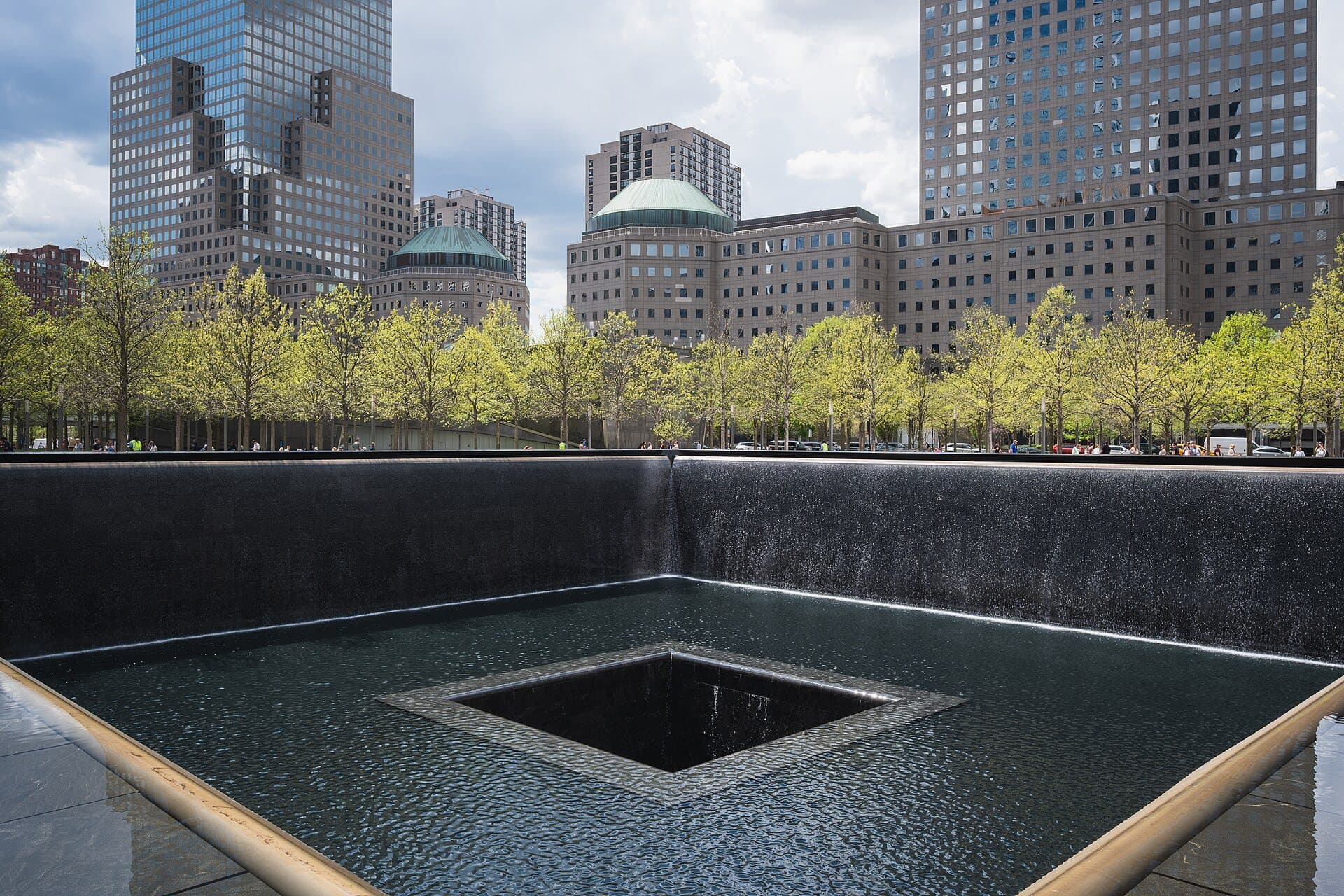 9/11 Memorial: The Twin Pools