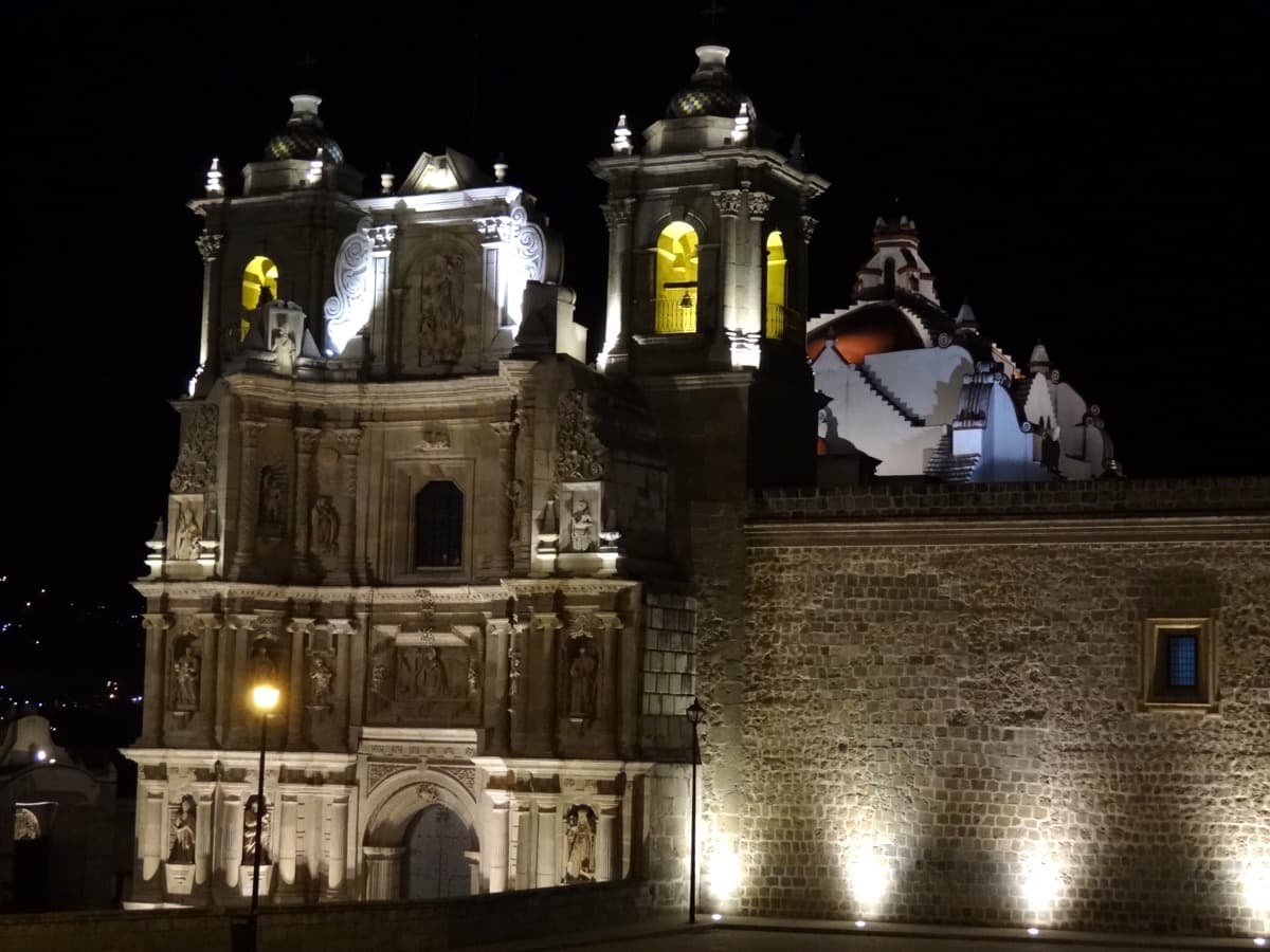 Basilica de Nuestra Senora de la Soledad