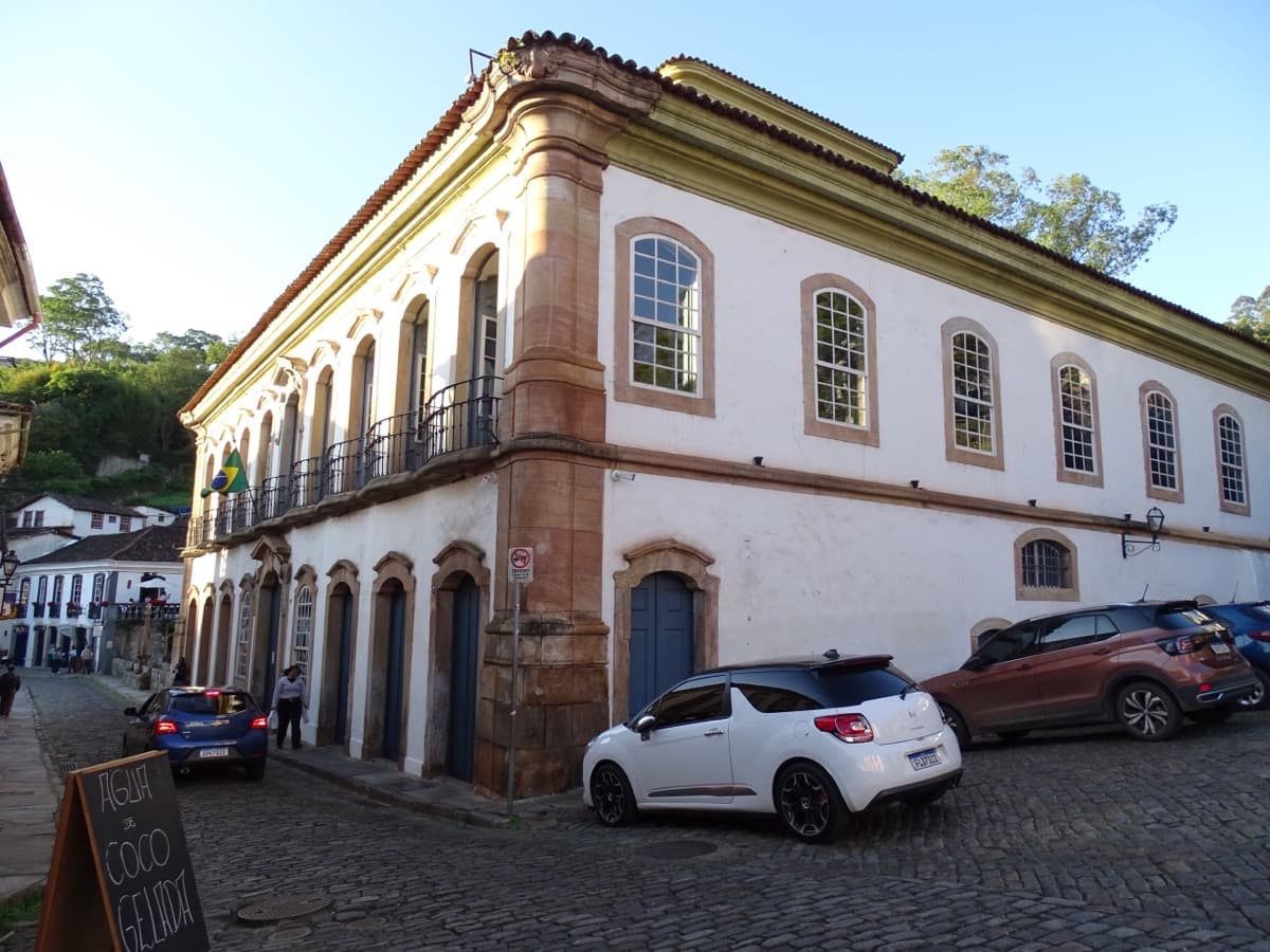 Casa dos Contos: The Treasury and the Cell