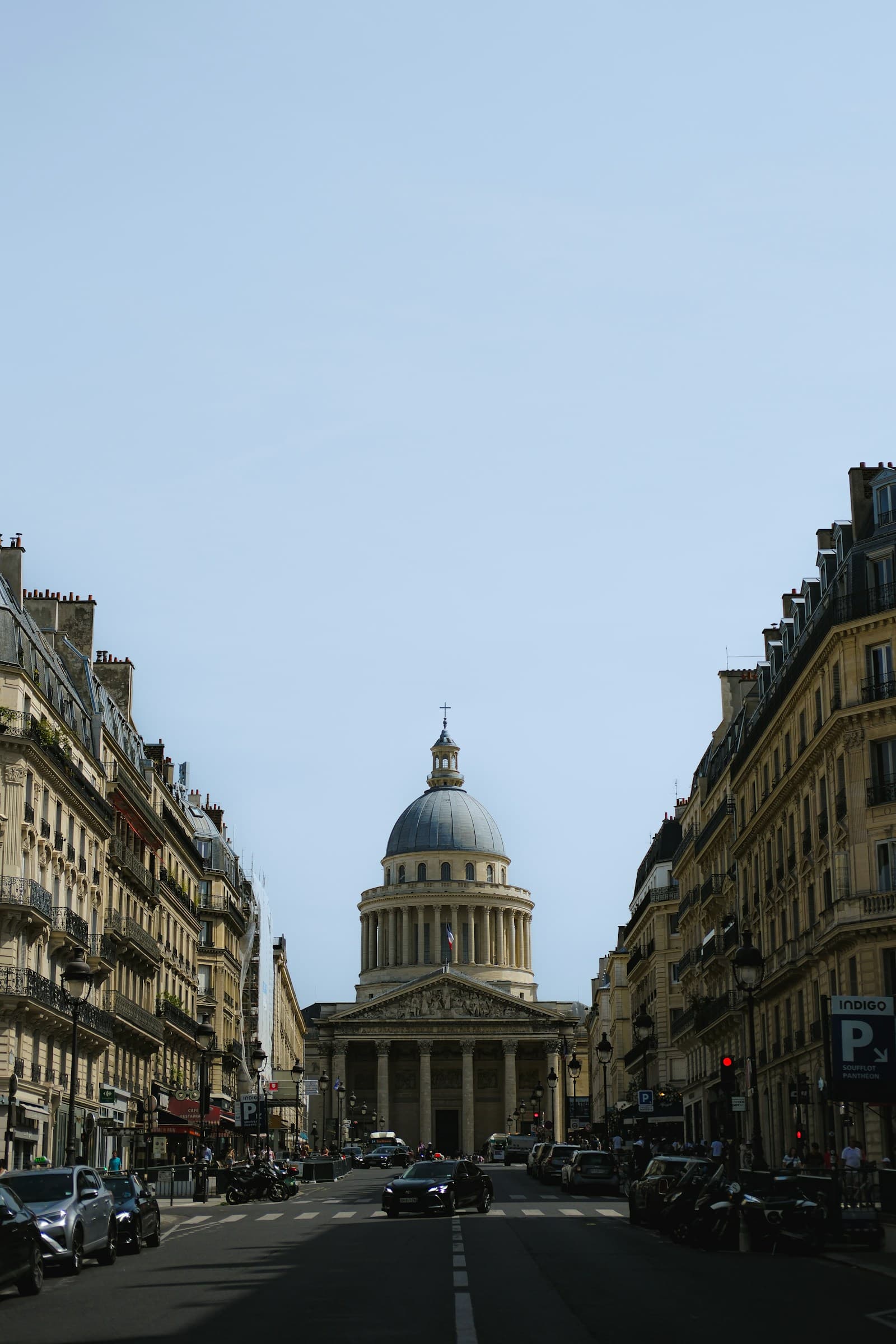 The Latin Quarter: Eight Centuries of the Same Question