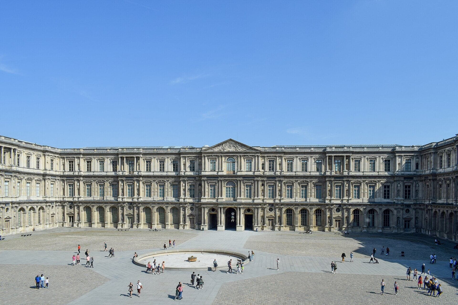Cour Carrée: Fortress, Palace, Museum