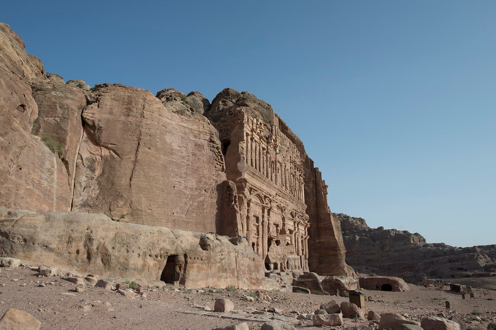 The Royal Tombs: The Wall That Glows at the Day's Edge