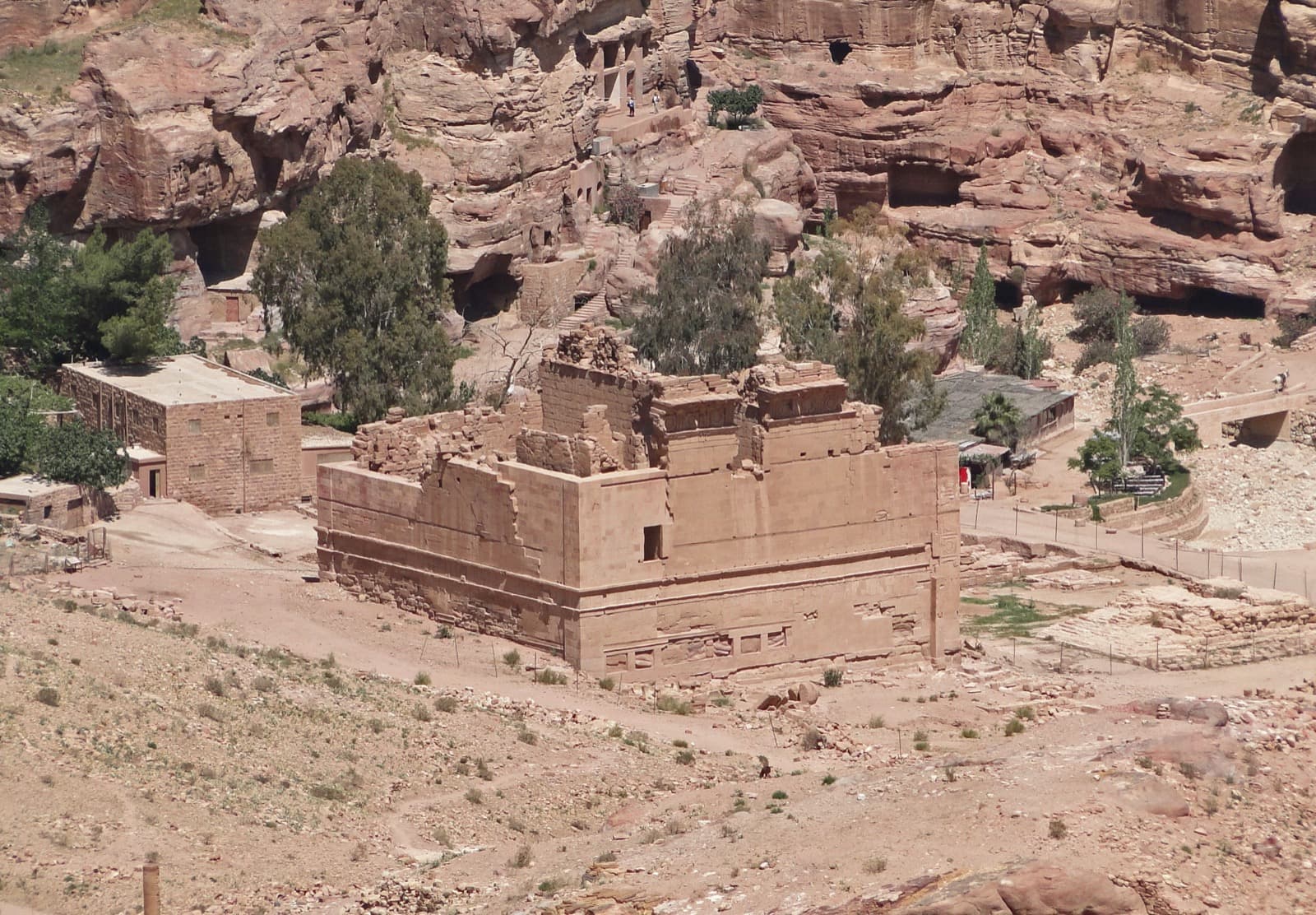 Qasr al-Bint: The One Great Building Raised Block on Block