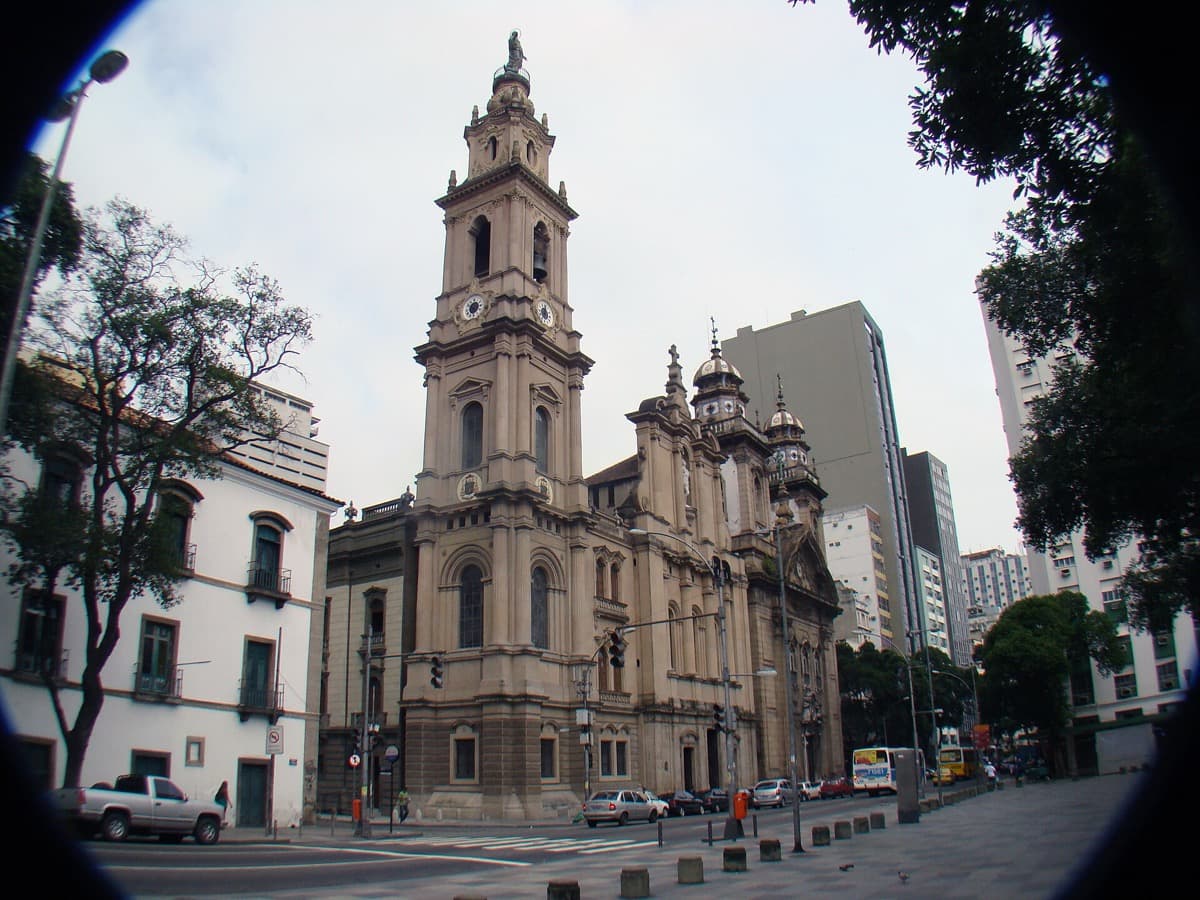 Igreja de Nossa Senhora do Carmo da Antiga Se: The Chapel of Coronations