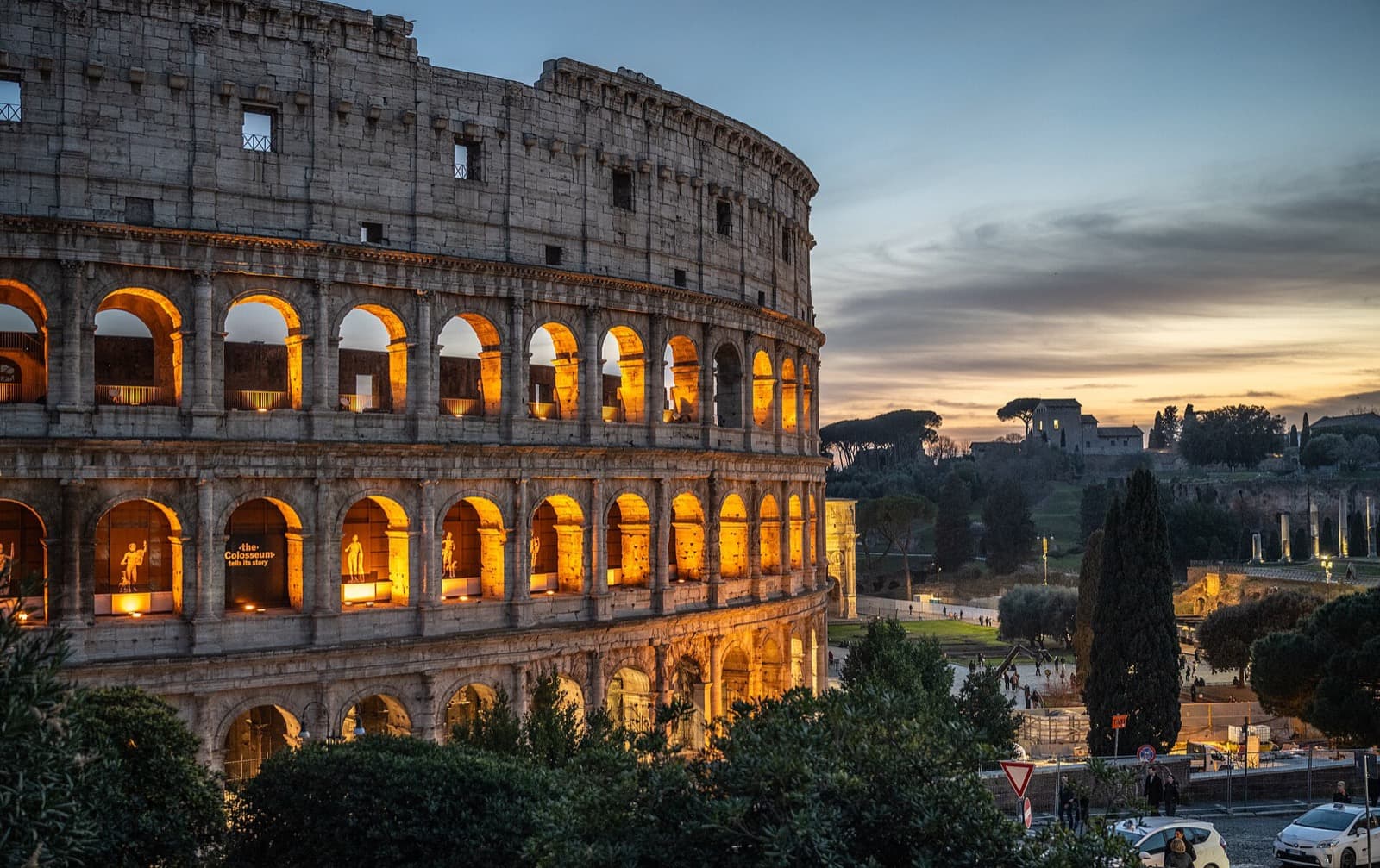 Colosseum and the Forum: Walking Ancient Rome's Spine