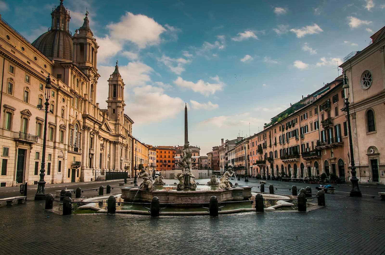 Piazza Navona: The City as a Stage