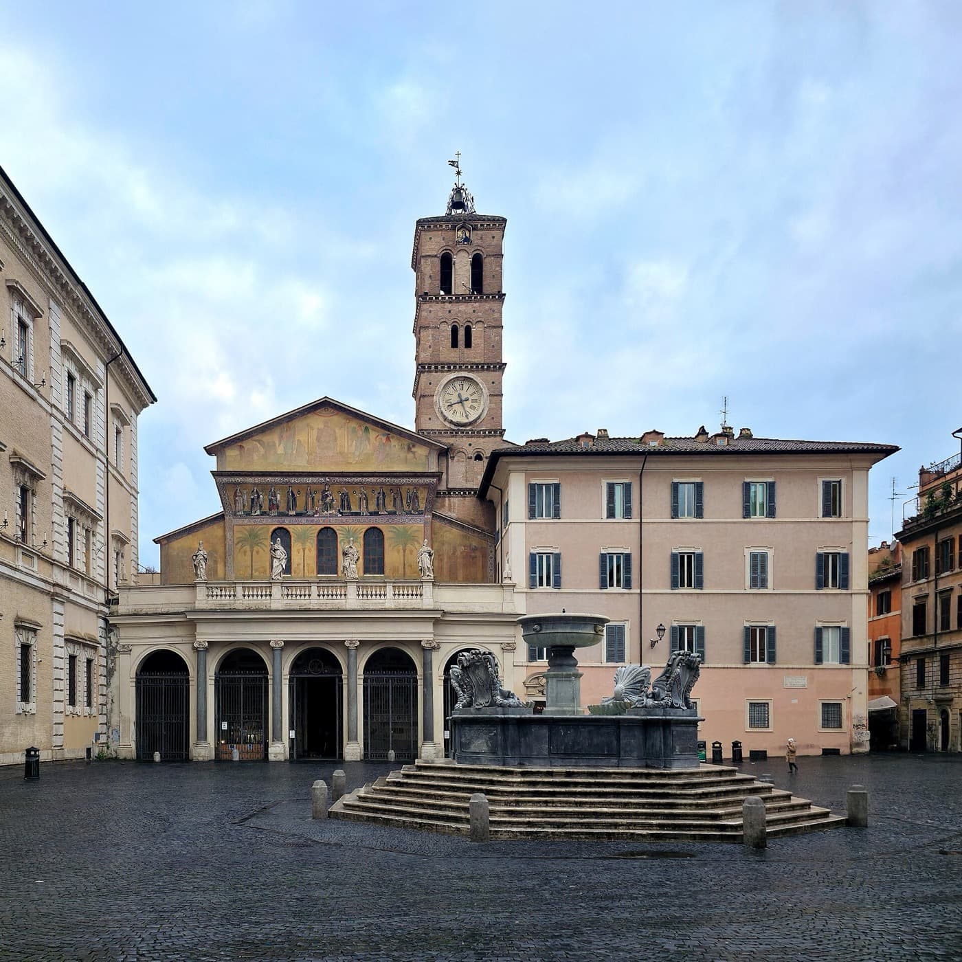 Santa Maria in Trastevere: Reading Rome's Working Parish Through Its Golden Apse