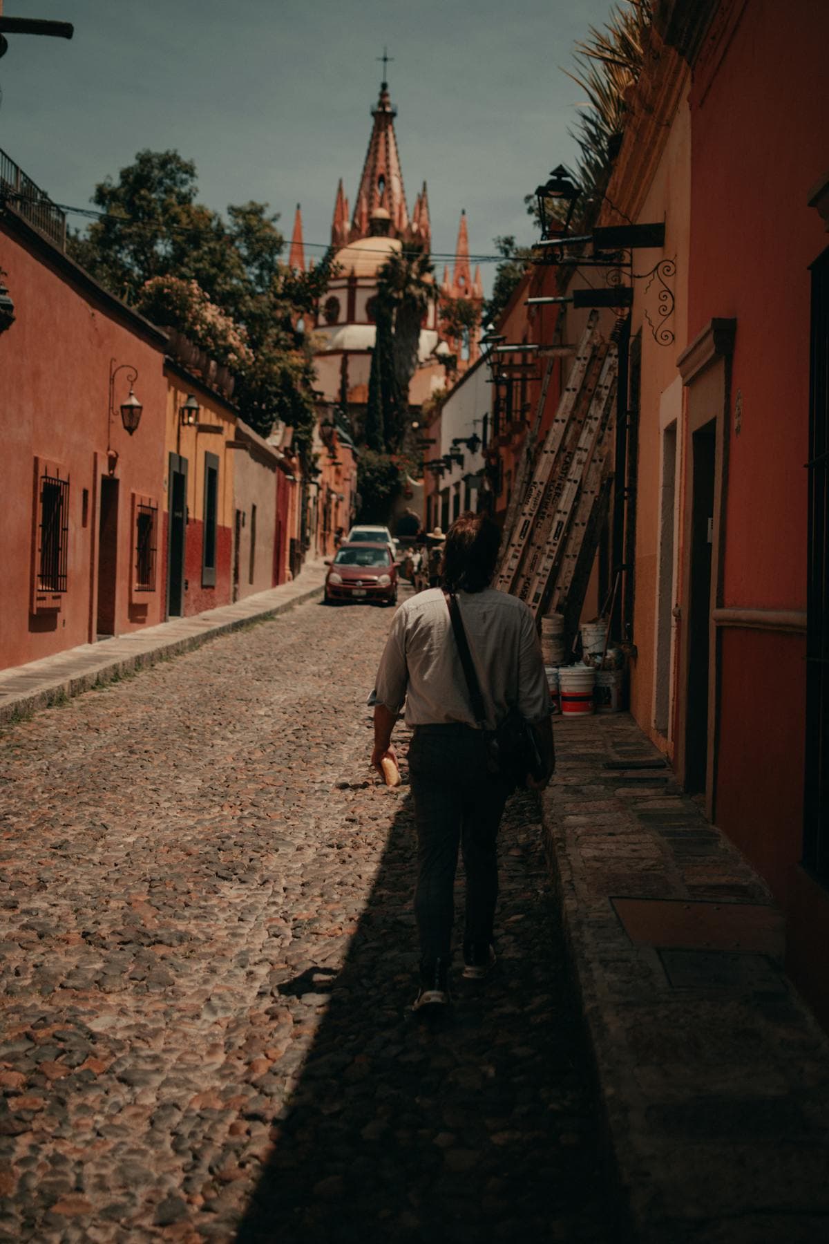 San Miguel: The Art Colony That Held the Line