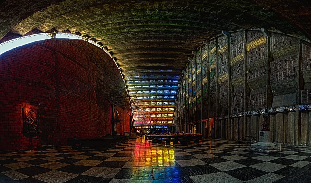 Iglesia El Rosario: The Rainbow in Concrete