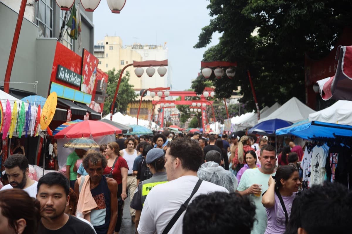 Feira da Liberdade: The Gallows Ground, Now a Table