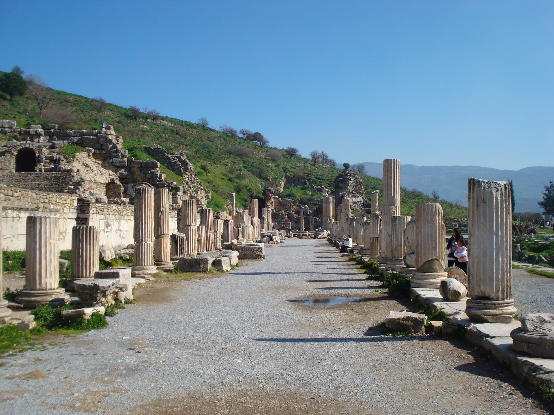 Upper Gate and State Agora: A City Moved by Flood