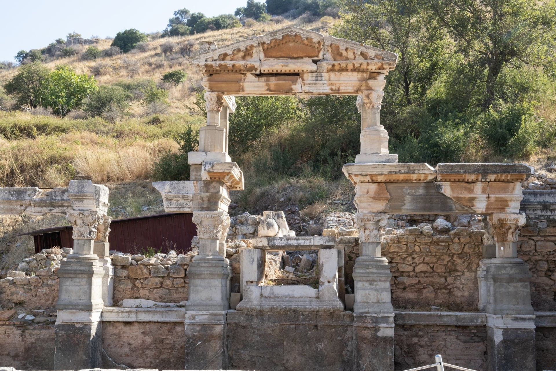 Curetes Street: How to Read the Whole Marble City of Ephesus