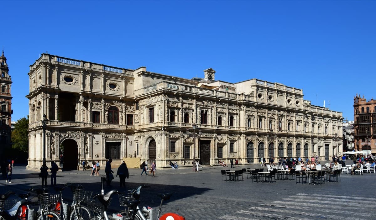 Plaza de San Francisco and the Ayuntamiento: The Civic-Judicial Spine