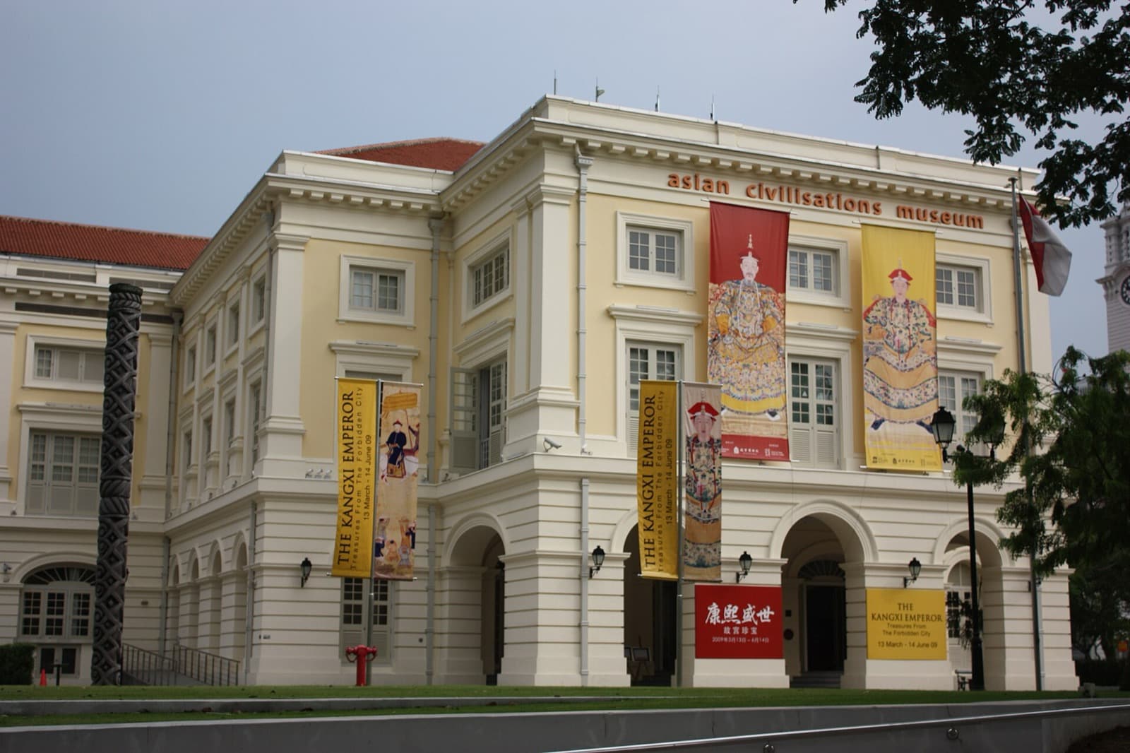 Singapore Travel Guide: Days, Transport, Season, Safety, and Budget
