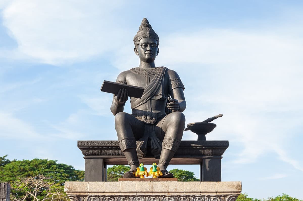 The King Ramkhamhaeng Monument: Where Thailand Points to Its Beginning