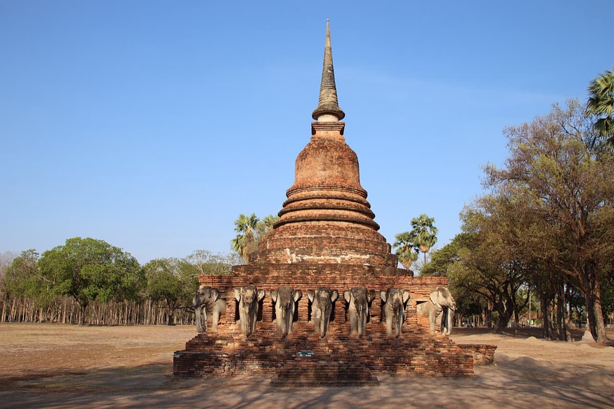 Wat Sorasak: The Elephants That Carry the Sky