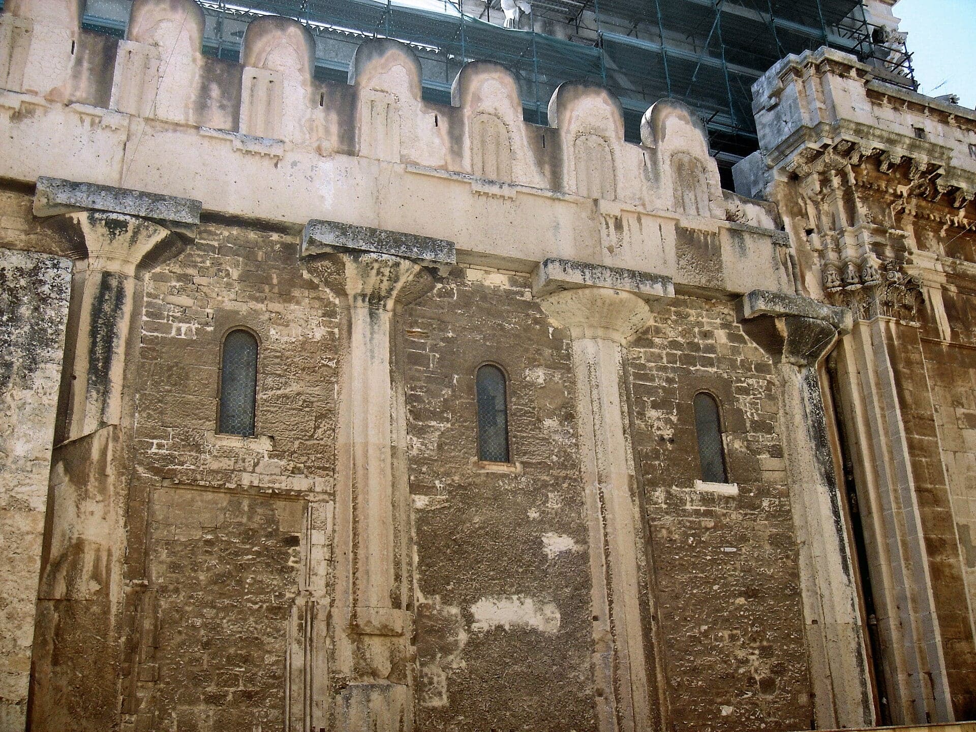 Via Minerva: The Temple Built Into the Cathedral