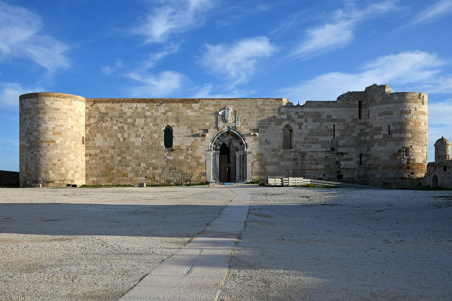 Castello Maniace: The Emperor's Castle at the Tip