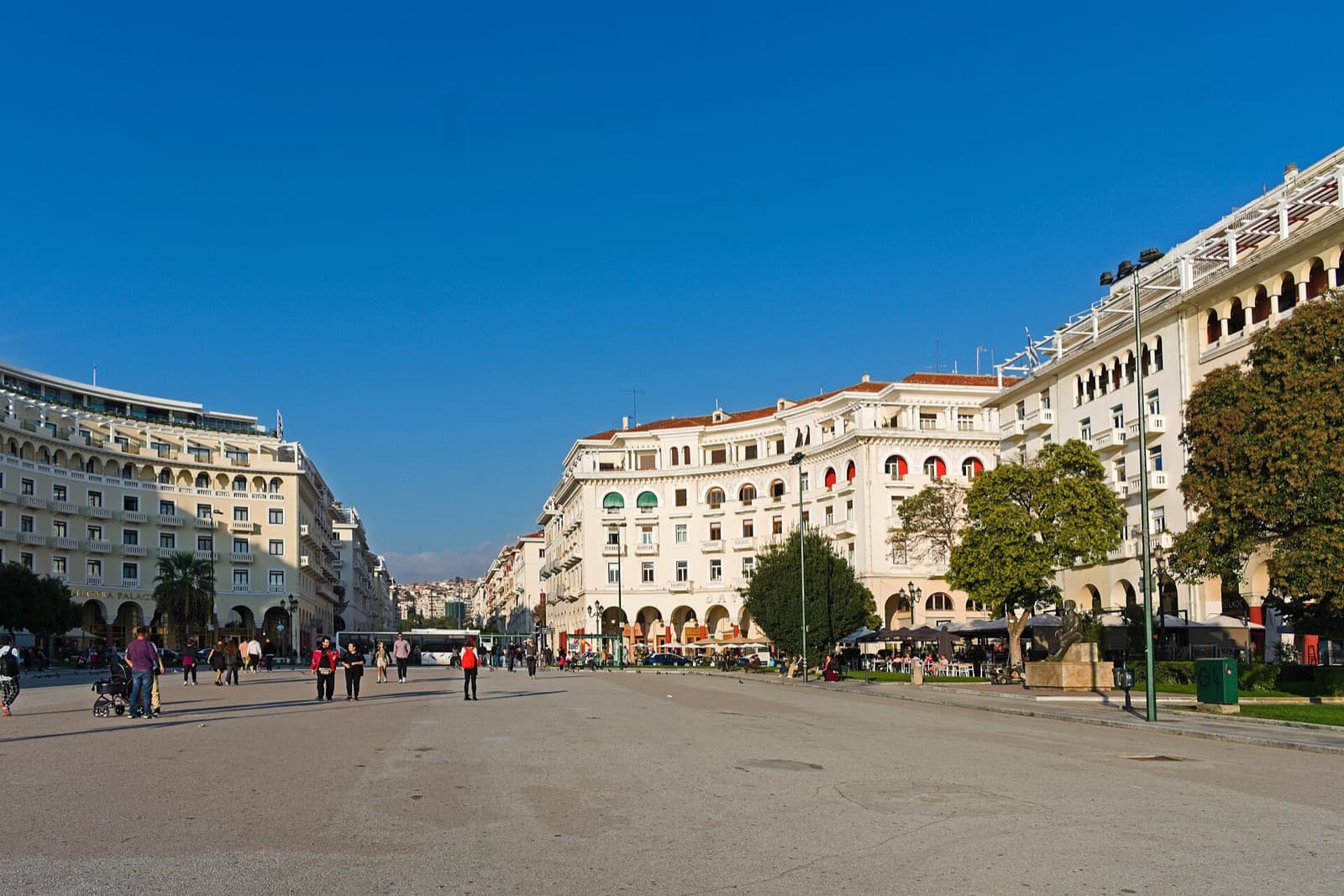 Thessaloniki Travel Guide: Days, Transport, Season, Safety