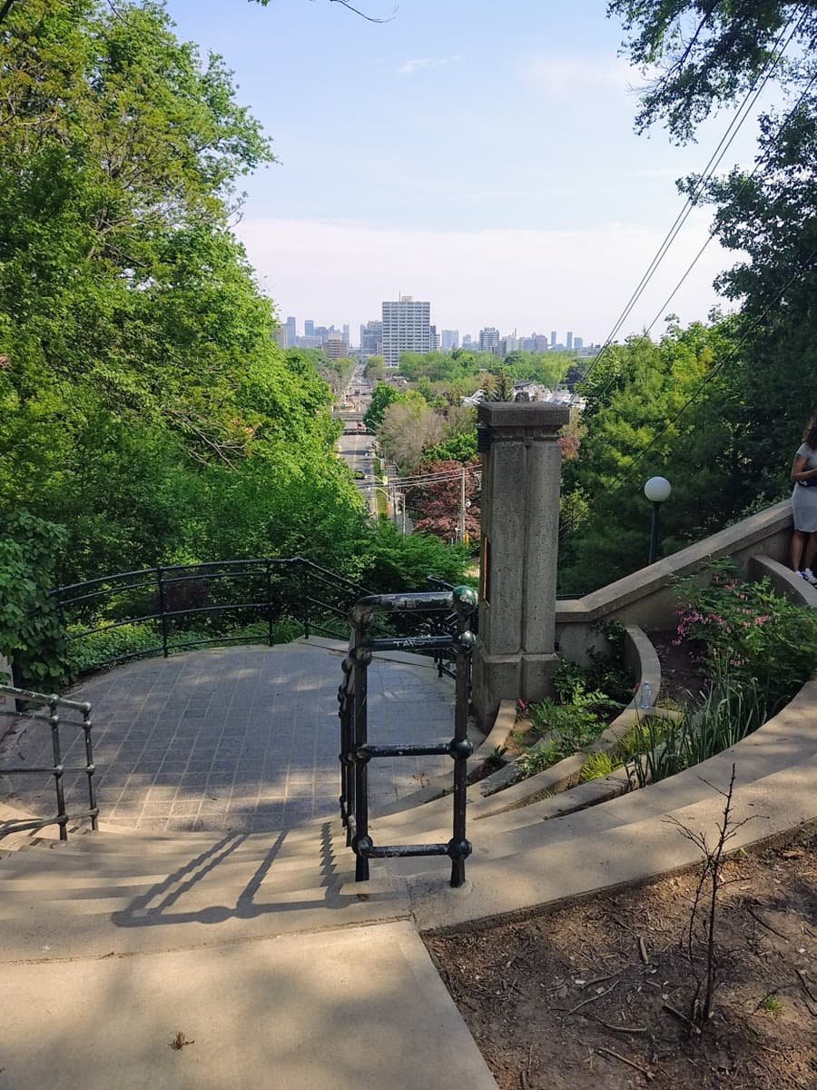 Davenport Escarpment: The View Pellatt Lost