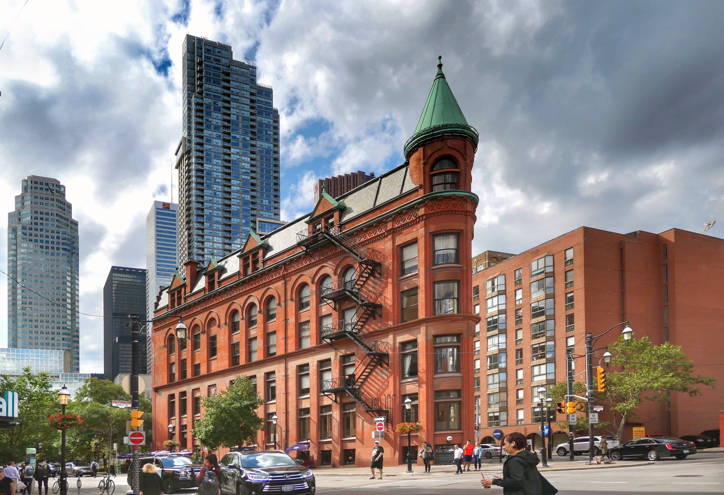 Old Town: St Lawrence Market to the Distillery District