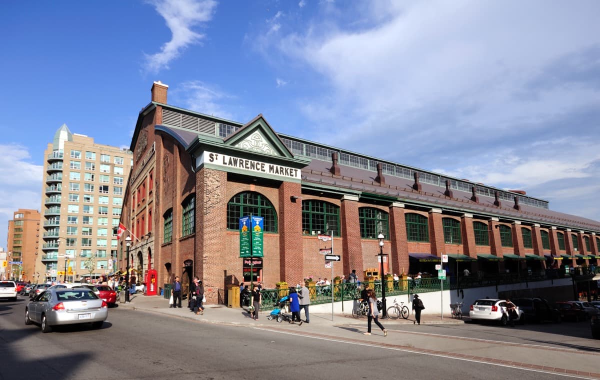 St. Lawrence Market: The Organic Foil