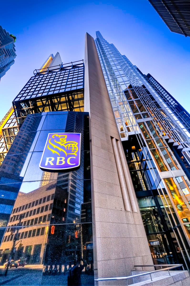 Royal Bank Plaza: The Gold Is a Calculation