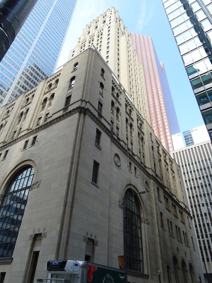 Commerce Court: The Financial District Before Mies