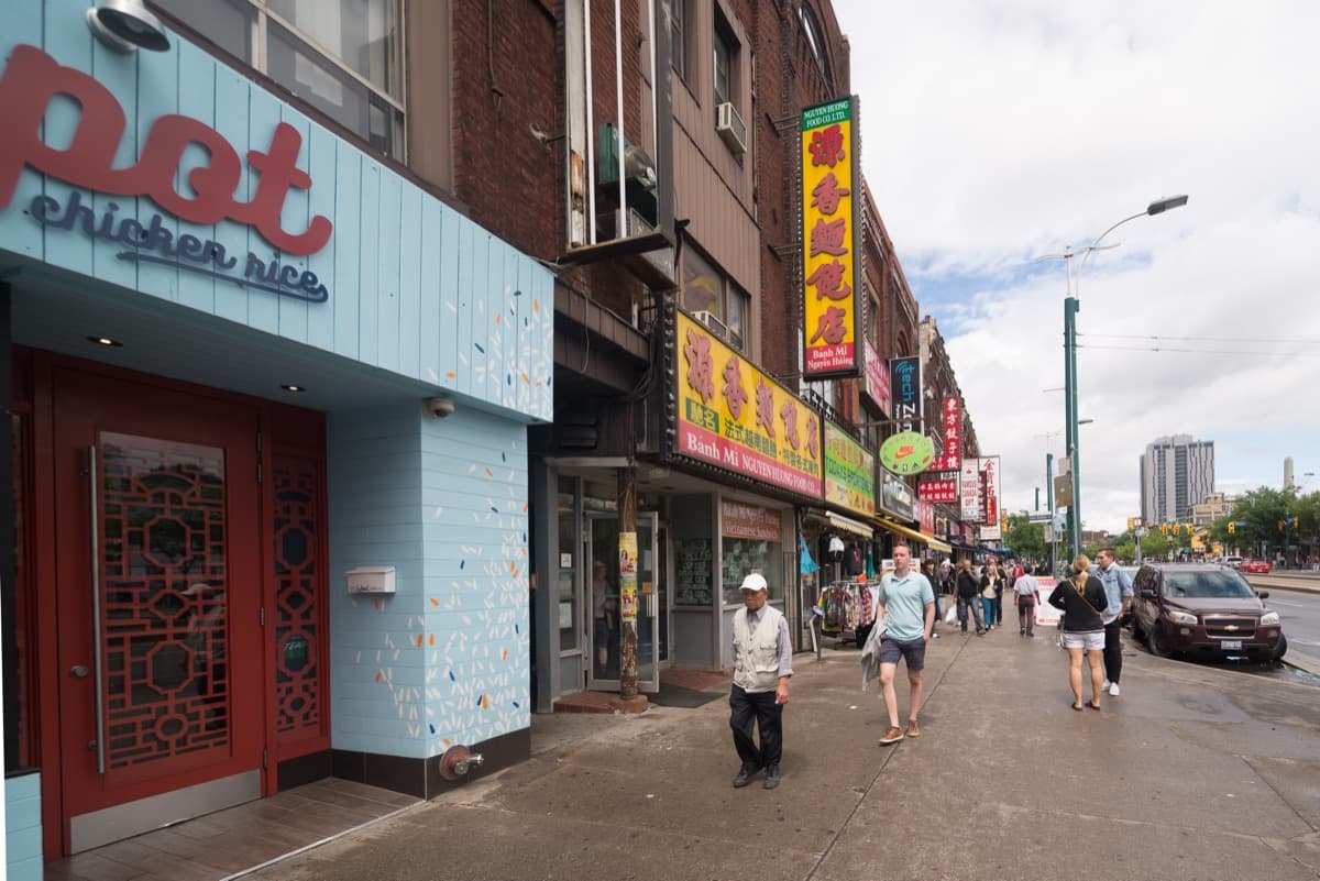 Kensington Avenue: The Front-Yard Market