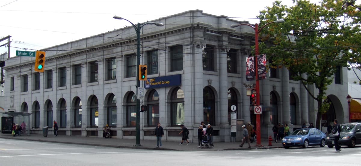 Main and Hastings: The Edge