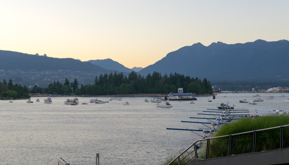 Coal Harbour: The Sen̓áḵw Sightline