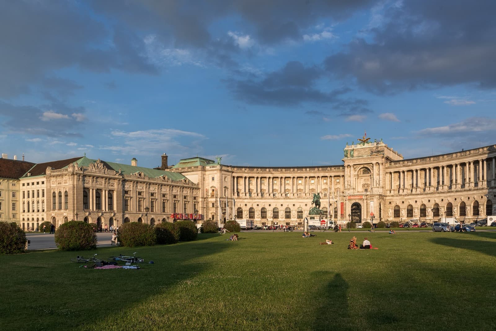 Heldenplatz and the Neue Burg: Why Vienna's Grandest Palace Wing Was Never Finished