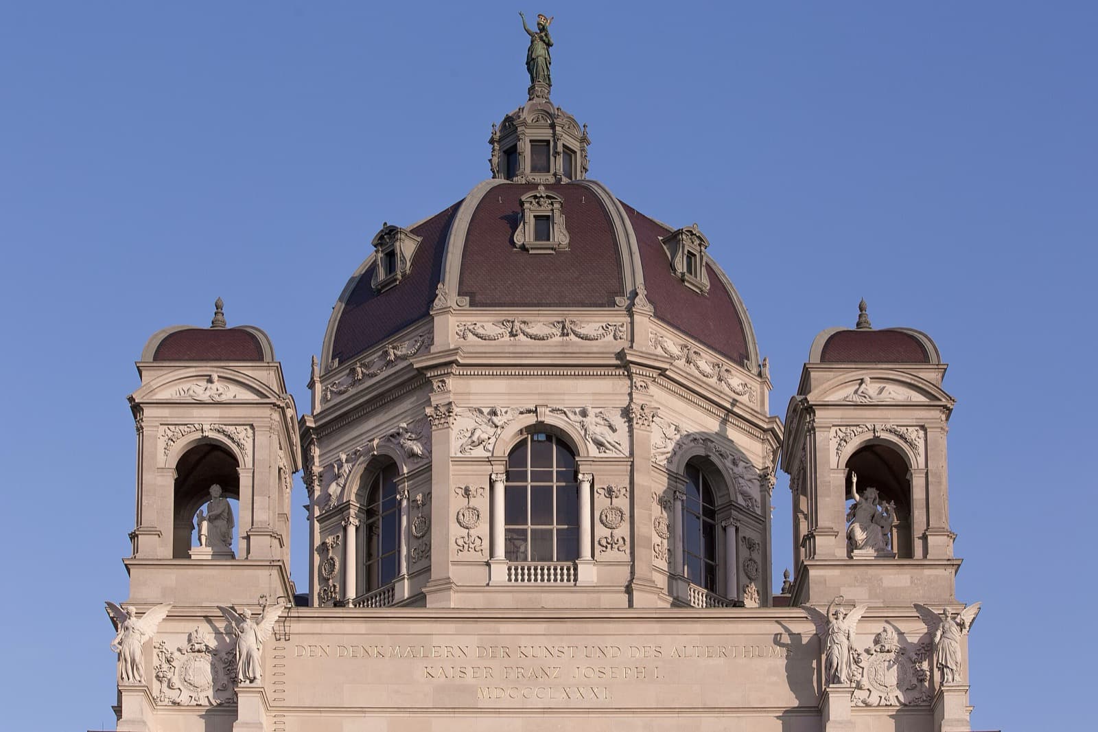 Maria-Theresien-Platz: The Twin Imperial Museums