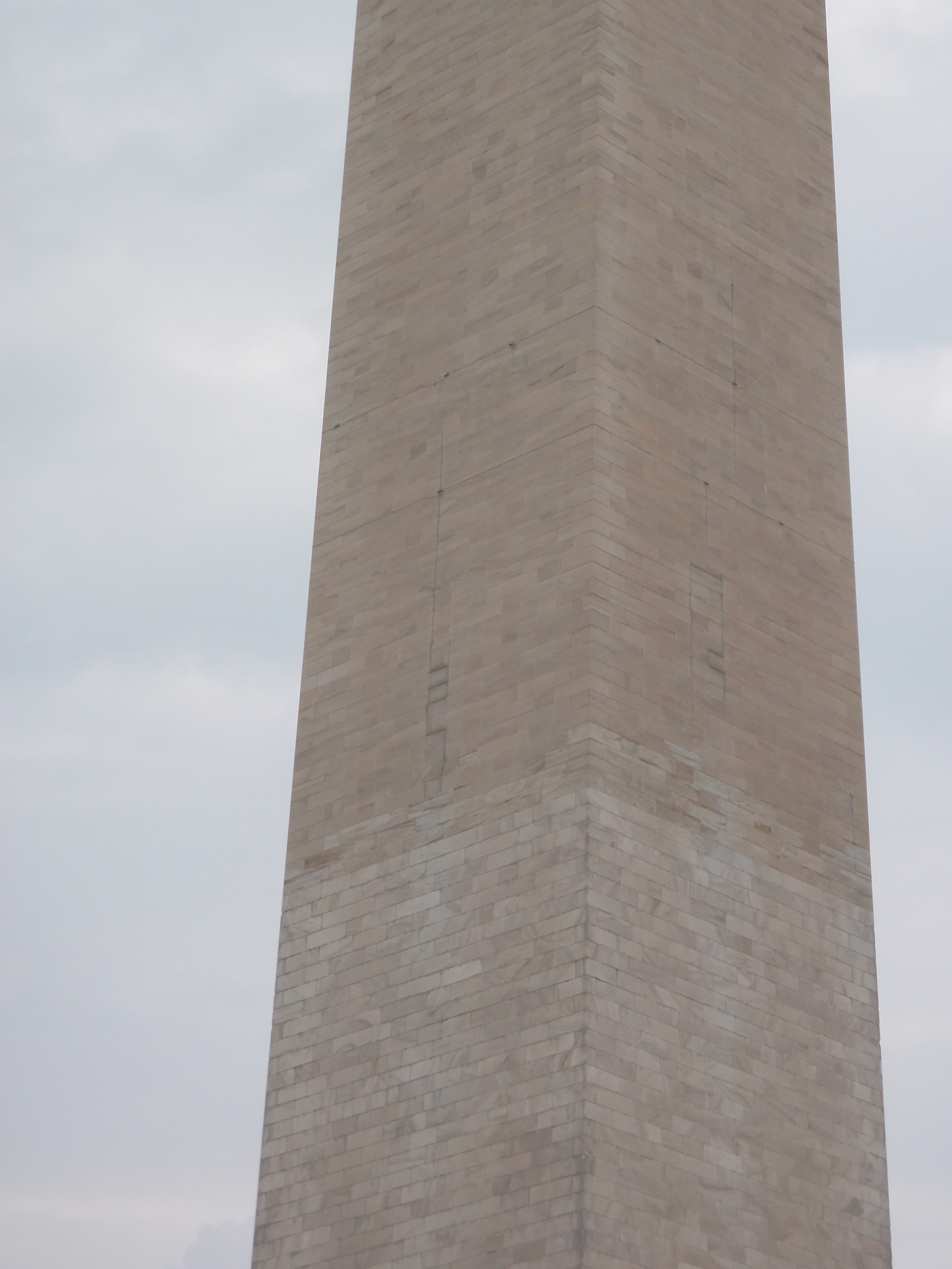 Washington Monument: The Seam in the Marble