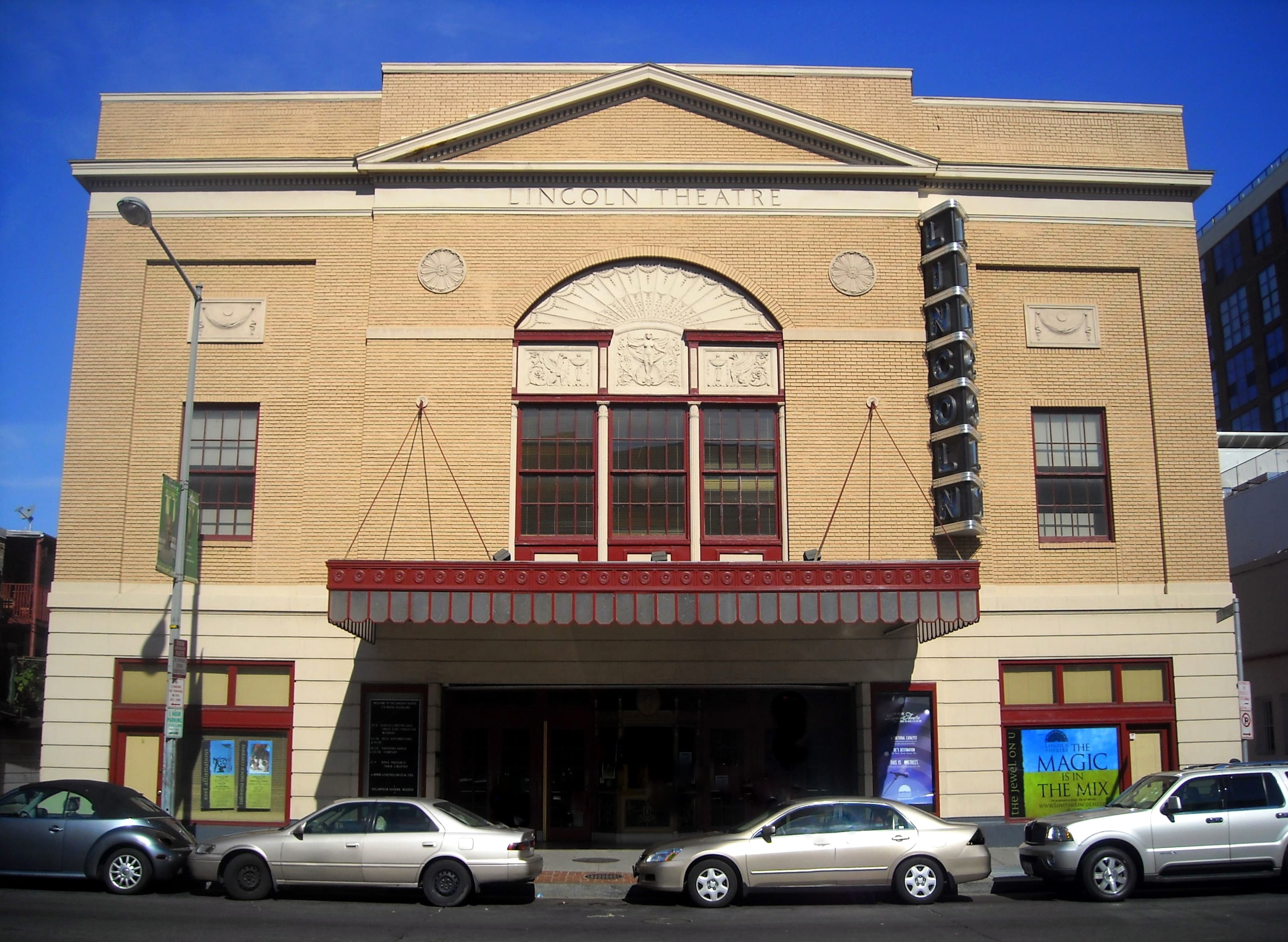Lincoln Theatre: The Nineteen Twenties Peak and the Twenty-Six-Year Closure